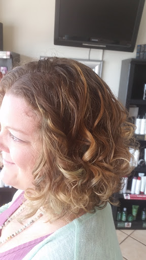 Hair Salon «di Moda Salon», reviews and photos, 5901 53rd Ave E, Bradenton, FL 34203, USA