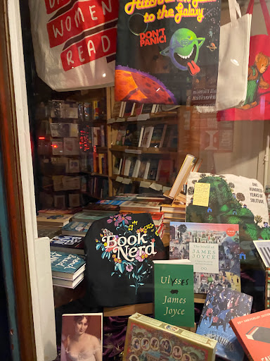 Book Store «Folio Books», reviews and photos, 3957 24th St, San Francisco, CA 94114, USA