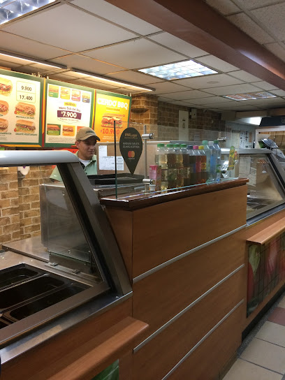 Subway Colina