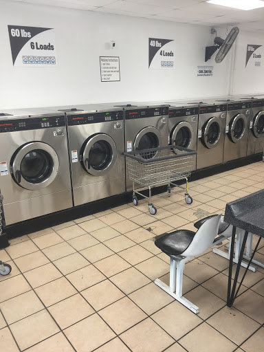 Laundry Service «WashClub Tampa Bay», reviews and photos, 5821 S Dale Mabry Hwy, Tampa, FL 33611, USA