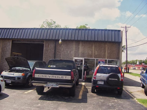 Auto Repair Shop «Cornerstone Car Care», reviews and photos, 2921 S Cooper St, Arlington, TX 76015, USA