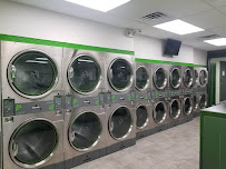 El Tio Coin Laundry Y Coffee Shop - Photo 5 - Car repair in Miami, FL, Miami