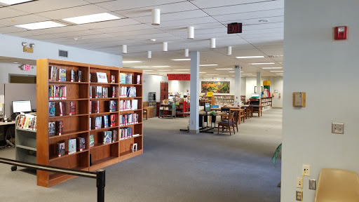 Oglethorpe Mall Library