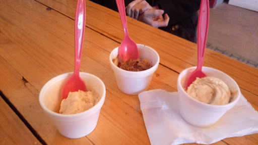 Ice Cream Shop «Milkhouse Ice Cream and Coffee Cafe», reviews and photos, 4189 Keewahdin Rd, Fort Gratiot Twp, MI 48059, USA