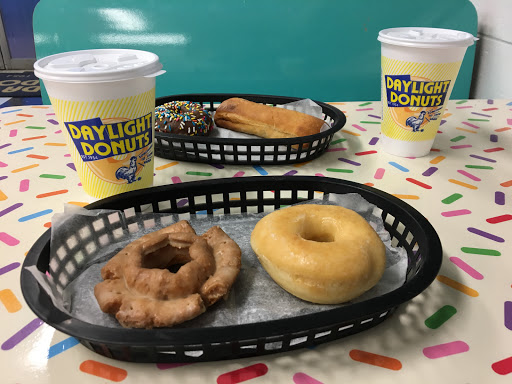 Donut Shop «Daylight Donuts Supershop», reviews and photos, 3121 S Yale Ave, Tulsa, OK 74135, USA