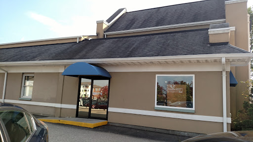 Thrift Store «Goodwill Montgomery Boutique», reviews and photos, 9820 Montgomery Rd, Cincinnati, OH 45242, USA