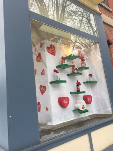 Liquor Store «Jersey Wines & Spirits», reviews and photos, 492 Jersey Ave, Jersey City, NJ 07302, USA