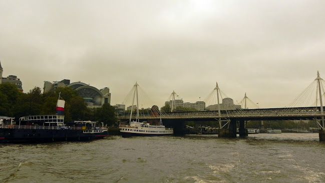 Thames River Tours - London