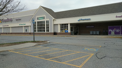 Grocery Store «Stop & Shop», reviews and photos, 141 Main St, Foxborough, MA 02035, USA