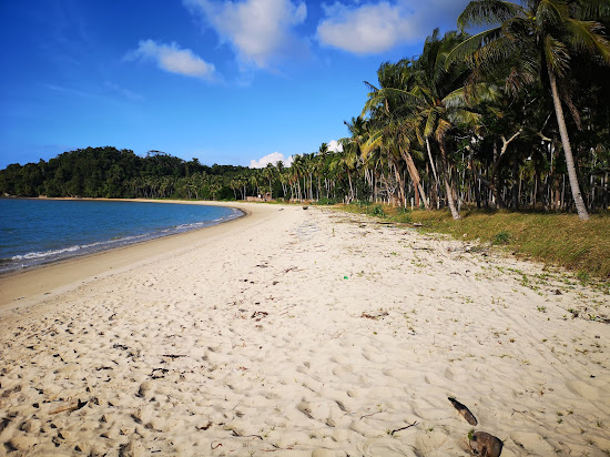 Kemdeng Beach