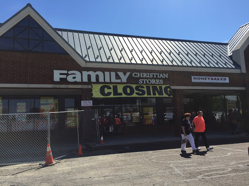 Family Christian, 1120 Park Manor Blvd #102, Pittsburgh, PA 15205, USA, 