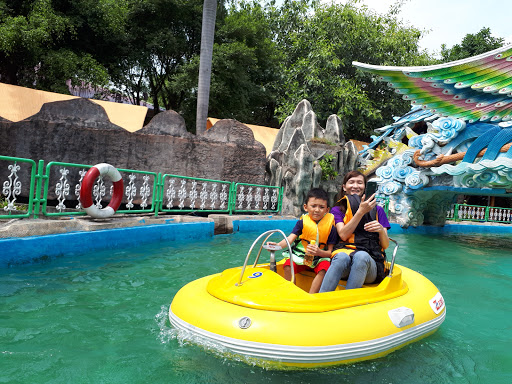 Suối Tiên Theme Park