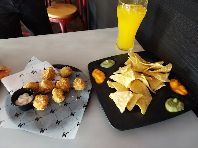 100 Montaditos Aveiro Número de telefone