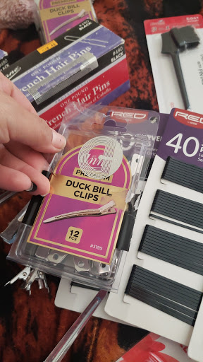 Beauty Supply Store «Beauty Direct», reviews and photos, 377 Strander Blvd, Tukwila, WA 98188, USA