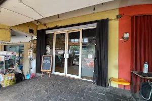 Cafe Mamakoe image