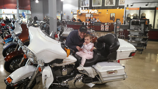 Harley-Davidson Dealer «Rubber City Harley-Davidson», reviews and photos, 1120 Main St, Cuyahoga Falls, OH 44221, USA