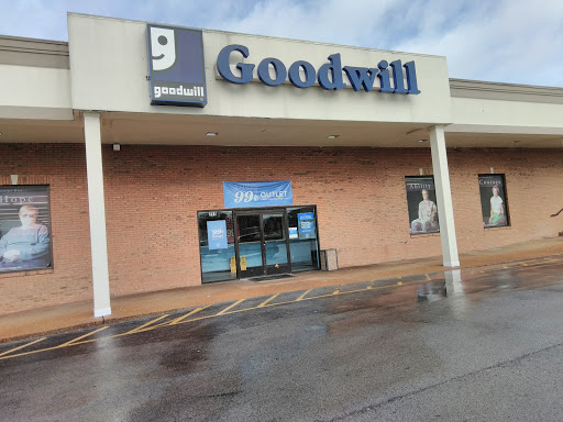 Thrift Store «Goodwill Industries of Middle Tennessee», reviews and photos, 291 New Shackle Island Rd, Hendersonville, TN 37075, USA