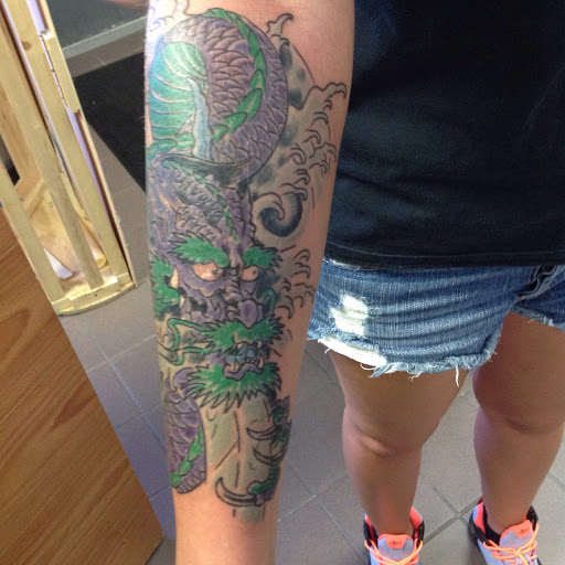 Tattoo Shop «Relentless tattoo studio», reviews and photos, 153 Front St, Smyrna, TN 37167, USA