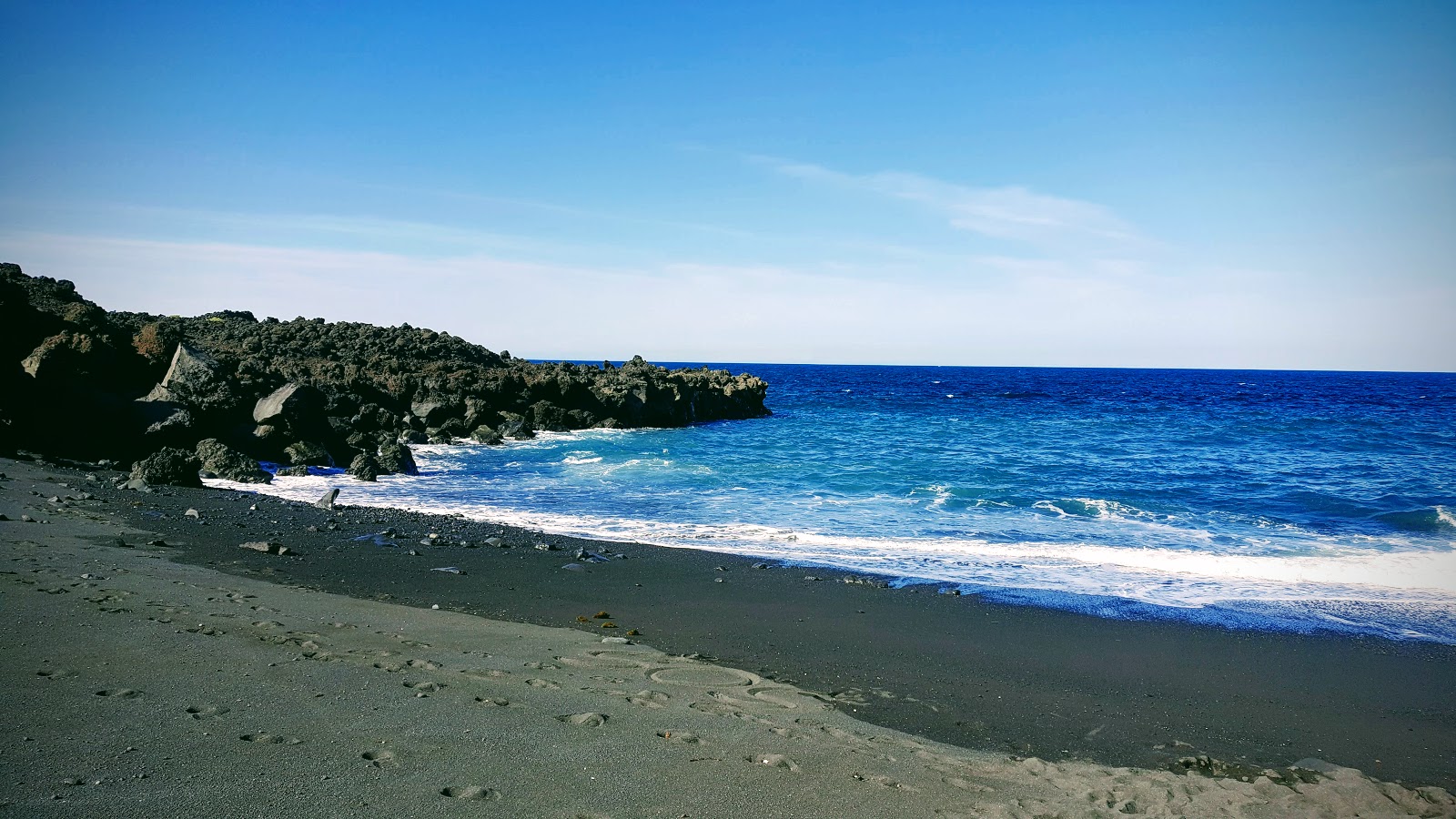 Playa de la Madera'in fotoğrafı - rahatlamayı sevenler arasında popüler bir yer