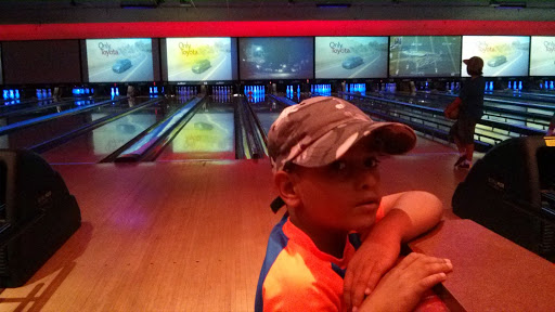 Bowling Alley «Bowlero San Jose», reviews and photos, 5420 Thornwood Dr, San Jose, CA 95123, USA