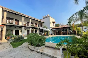 Hotel Casa Del Agua image