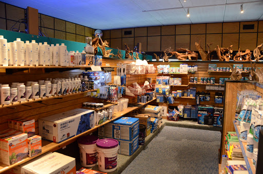 Aquarium Shop «Aquatics Unlimited / Aquatic Realmz», reviews and photos, 3550 S 108th St, Greenfield, WI 53228, USA