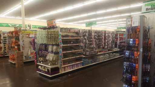 Dollar Store «Dollar Tree», reviews and photos, 2325 S Stemmons Fwy #501, Lewisville, TX 75067, USA