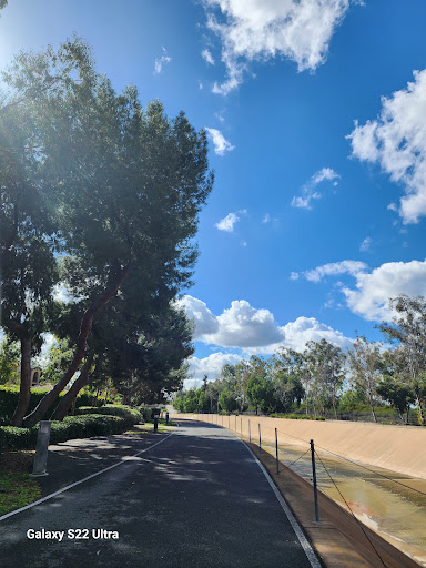 Hicks Canyon Trail