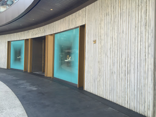 Jewelry Store «Tiffany & Co.», reviews and photos, 395 Santa Monica Blvd, Santa Monica, CA 90401, USA