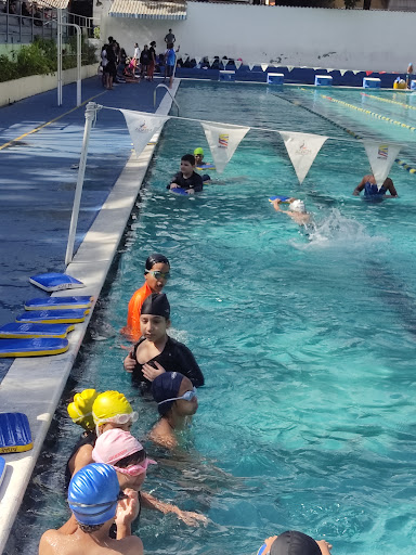 Clases natacion niños Caracas