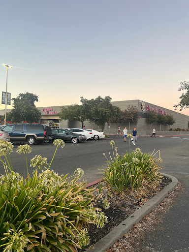 Gym «Planet FItness», reviews and photos, 1175 W March Ln, Stockton, CA 95207, USA