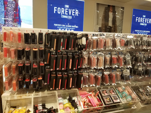 Shopping Mall «Fashion Centre at Pentagon City», reviews and photos, 1100 S Hayes St, Arlington, VA 22202, USA