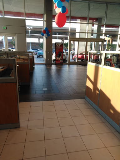 Toyota Dealer «Toyota of Dallas», reviews and photos, 2610 Forest Ln, Dallas, TX 75234, USA