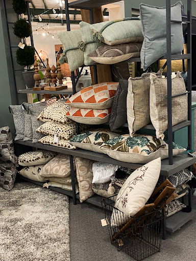 Furniture Store «Room To Room Furniture», reviews and photos, 3651 Cliff Gookin Blvd, Tupelo, MS 38801, USA