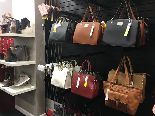 Shoe Store «Shoe Dept. Encore», reviews and photos, 452 W 14 Mile Rd, Troy, MI 48083, USA