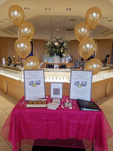 Jewelry Store «Jared The Galleria of Jewelry», reviews and photos, 567 E Townline Rd, Vernon Hills, IL 60061, USA