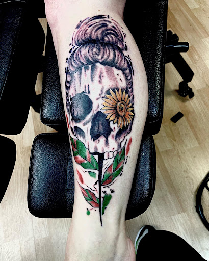 Explore tattoo fill in ideas for men, creative tattoo ideas in Bellevue, available at Blak Sheep Tattoo Company