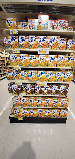 Produce Market «ShopRite of Hamilton Market Place», reviews and photos, 130 Marketplace Blvd, Hamilton Township, NJ 08691, USA