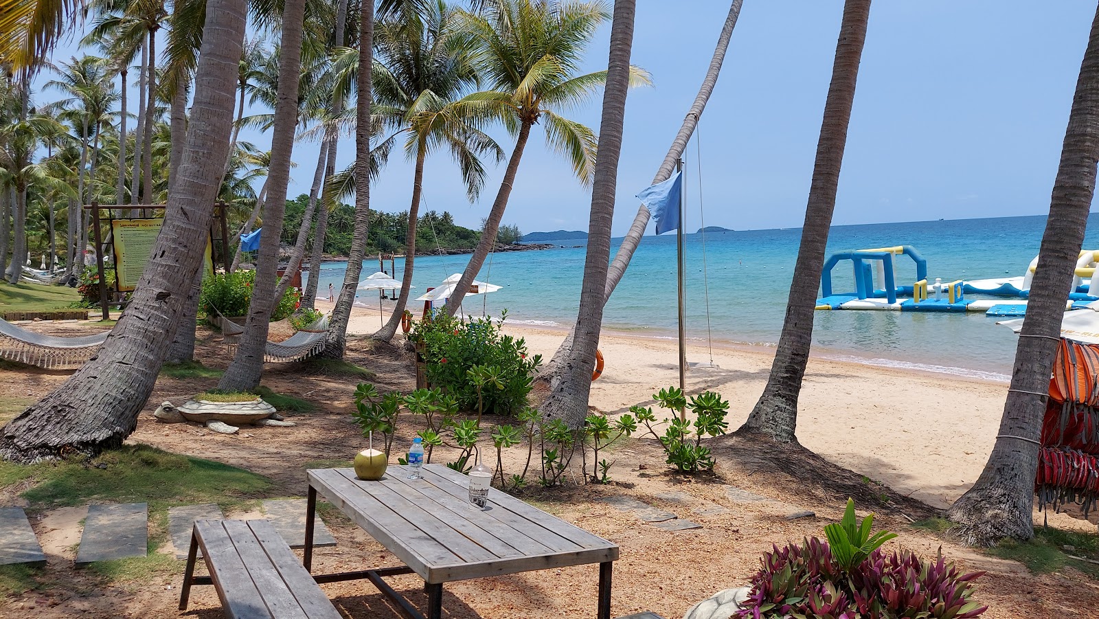 Foto de Sunworld Beach - lugar popular entre los conocedores del relax
