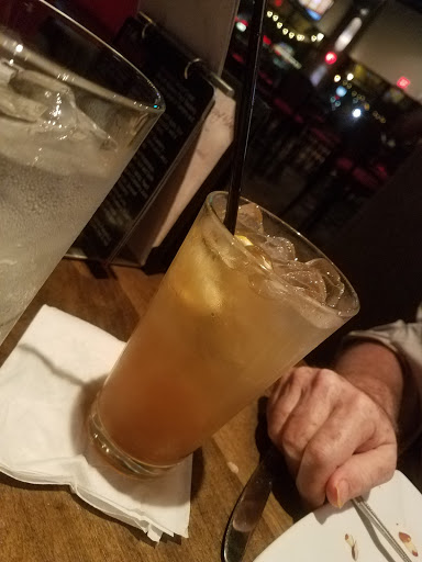 Lounge «Parlor 88 Lounge», reviews and photos, 1111 E Republic Rd # 180, Springfield, MO 65807, USA