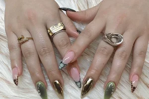 Butter Nails and Waxing image