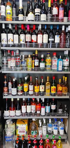 Opinii despre PARKO STORE EPANOMIS în Επανομή - Καφετέρια