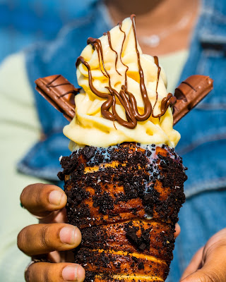 Chimni - Chimney Cakes & Coffee Shop à Cergy