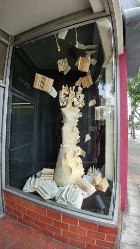 Thrift Store «Out of the Closet West Hollywood», reviews and photos, 8224 California Route 2, West Hollywood, CA 90046, USA