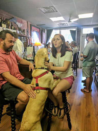 Wine Store «Wilmington Wine», reviews and photos, 605 Castle St, Wilmington, NC 28401, USA