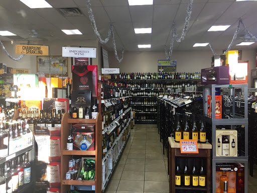 Liquor Store «Laurel Crest Liquors», reviews and photos, 524 Wolcott Rd, Wolcott, CT 06716, USA