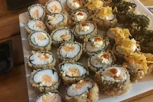 Ryo Sushi image