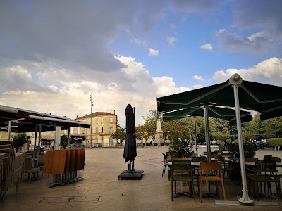 Santosha Libourne - Cantine Asiatique à Libourne