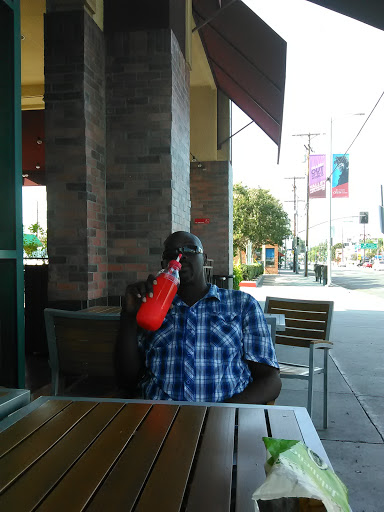 Coffee Shop «The Coffee Bean & Tea Leaf», reviews and photos, 18505 Ventura Blvd, Tarzana, CA 91356, USA