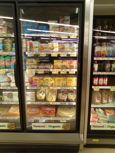 Supermarket «Big Y», reviews and photos, 1021 S Main St, Cheshire, CT 06410, USA